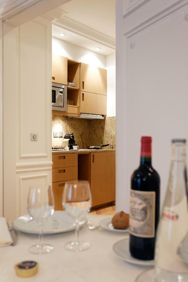 Majestic Apartments Champs Elysees Paris Eksteriør bilde